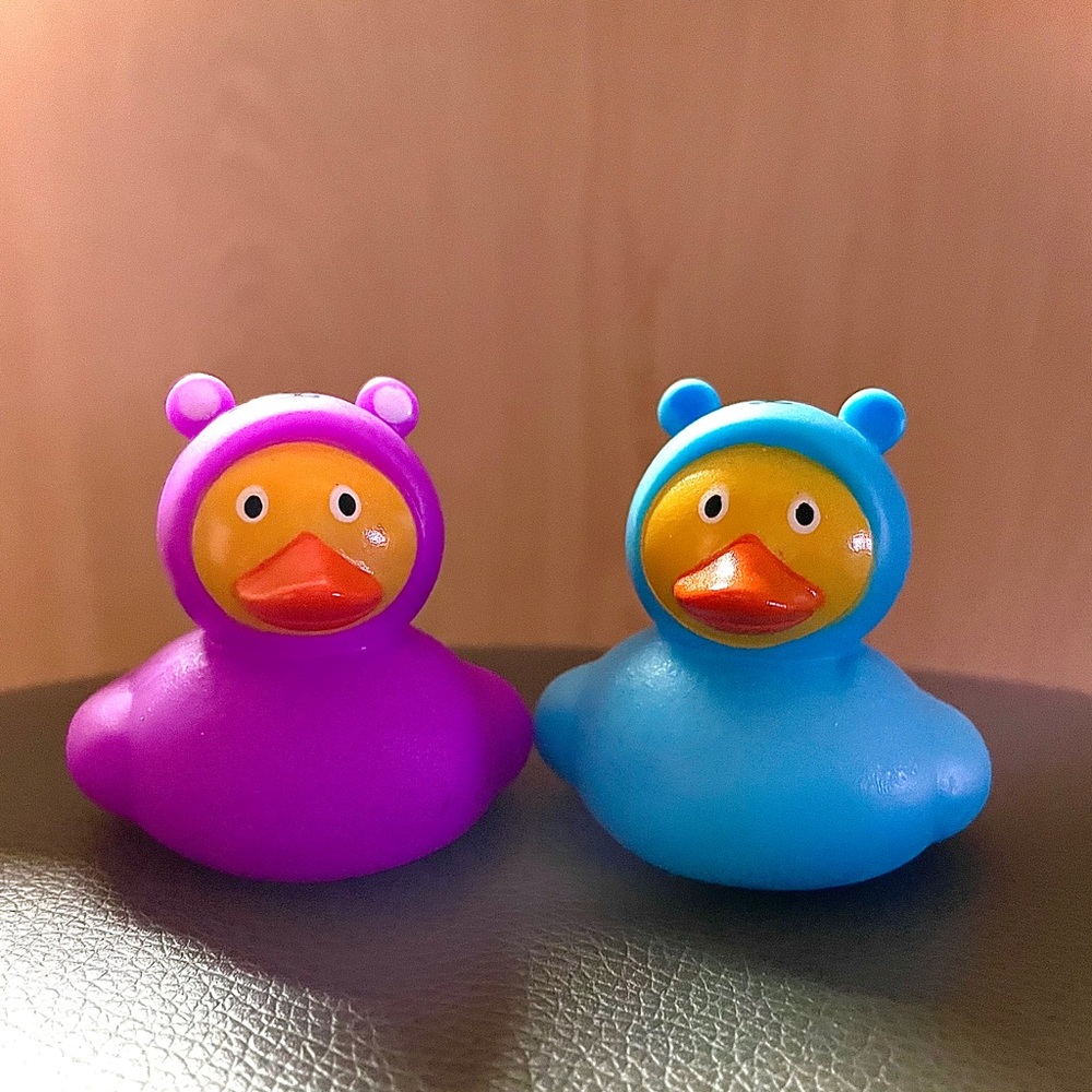 LEGENDARY RUBBER DUCKIES!!! LOLLLL